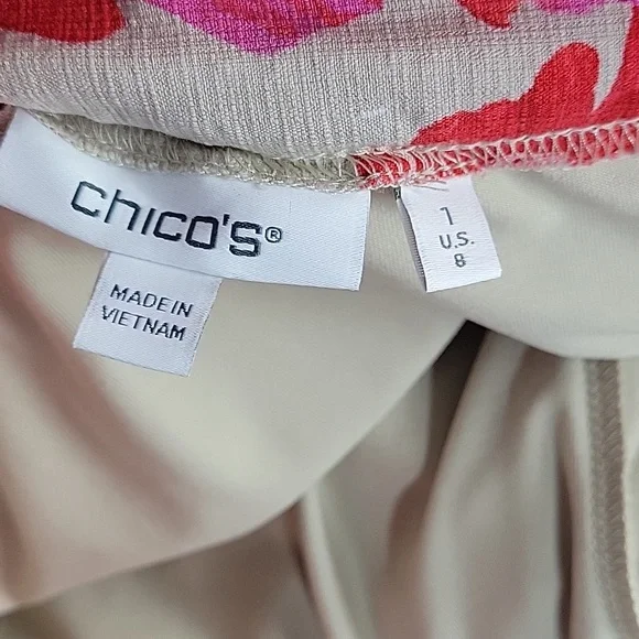 Chico's BRIGITTE SO SLIMMING FEATHER SKORT Sze 1 Medium 8 Red Pink Skirt - Picture 6 of 10